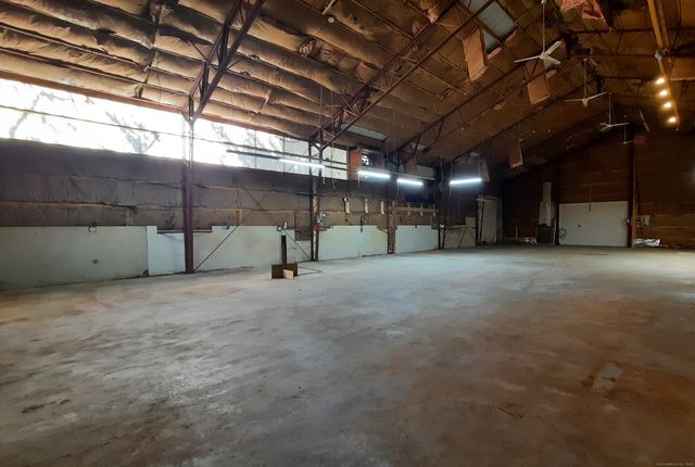 140 Ragged Hill Road, Pomfret, CT 06259