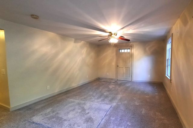 140 Ragged Hill Road, Pomfret, CT 06259