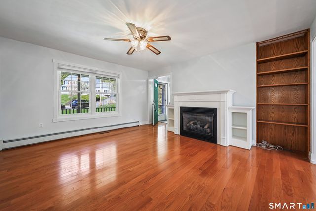 81 Amanda Lane, Naugatuck, CT 06770