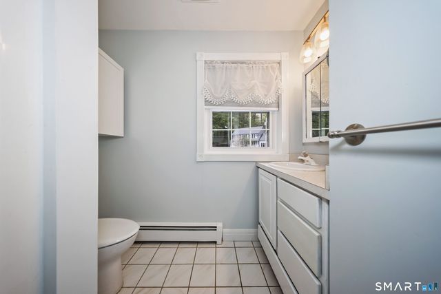 81 Amanda Lane, Naugatuck, CT 06770
