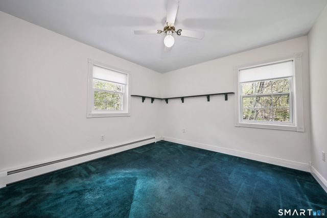 81 Amanda Lane, Naugatuck, CT 06770
