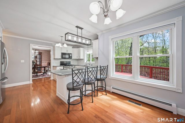 81 Amanda Lane, Naugatuck, CT 06770