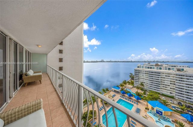 7601 E Treasure Dr 1722, North Bay Village, FL 33141