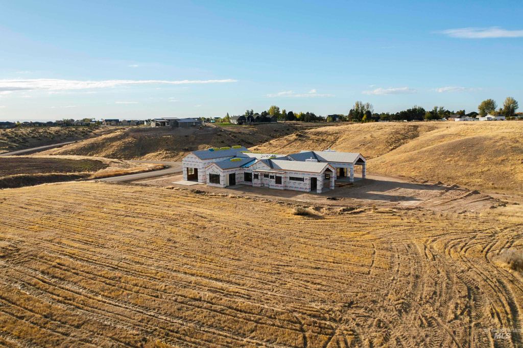 8134 Quail Hollow Dr, Middleton, ID 83644 photo 3