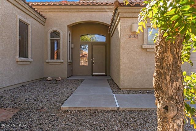 7802 E Treetop Road, Tucson, AZ 85756
