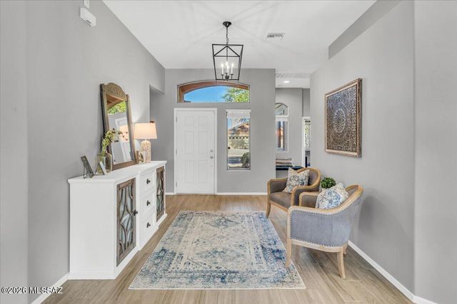 7802 E Treetop Road, Tucson, AZ 85756