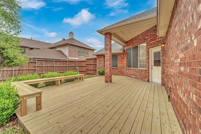 5106 Petersburg Drive, Rowlett, TX 75088
