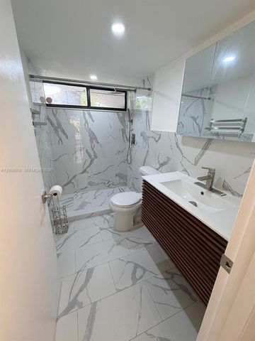 18000 NW 68th Ave 101A, Hialeah, FL 33015