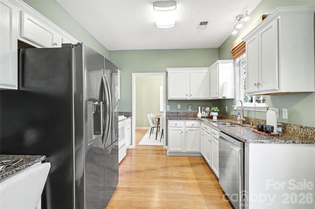 14802 Bergerac Court, Pineville, NC 28134