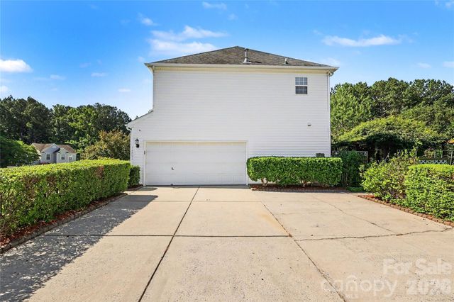 14802 Bergerac Court, Pineville, NC 28134