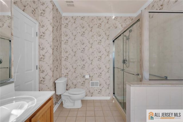 6 Bayard Road, Franklin, NJ 08873