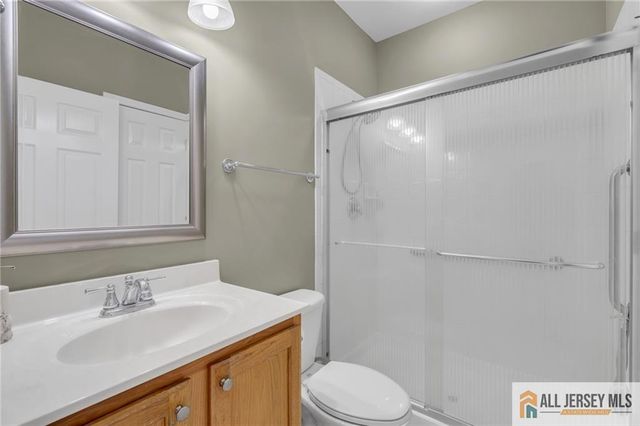 6 Bayard Road, Franklin, NJ 08873