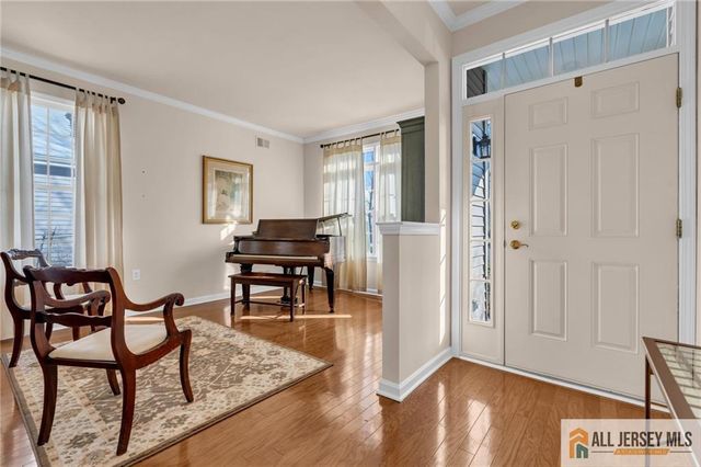 6 Bayard Road, Franklin, NJ 08873