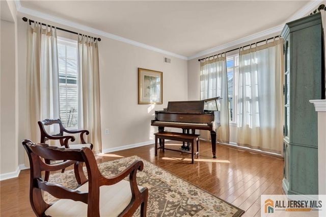 6 Bayard Road, Franklin, NJ 08873