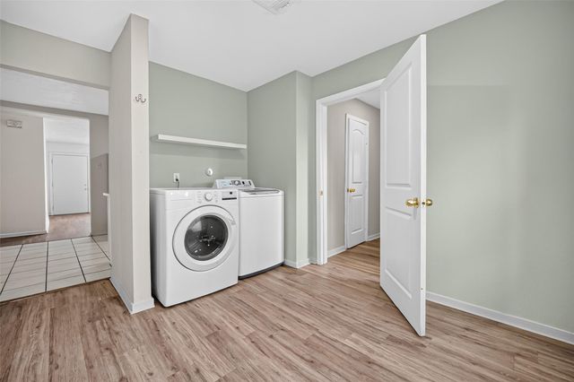 6705 Thornwall Street, Houston, TX 77092