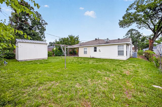 6705 Thornwall Street, Houston, TX 77092