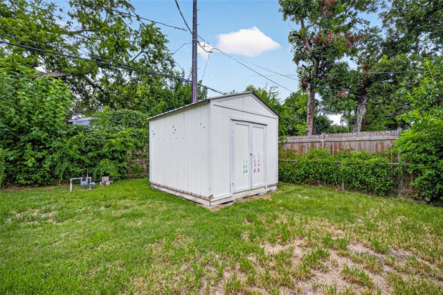 6705 Thornwall Street, Houston, TX 77092