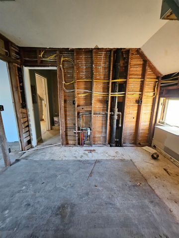 2524 W Dean Ave, Spokane, WA 99202