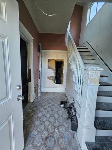 2524 W Dean Ave, Spokane, WA 99202