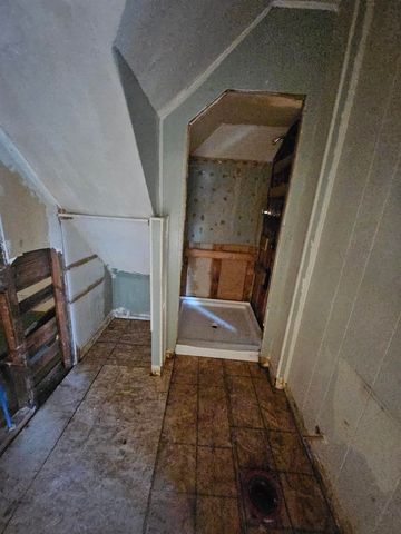 2524 W Dean Ave, Spokane, WA 99202