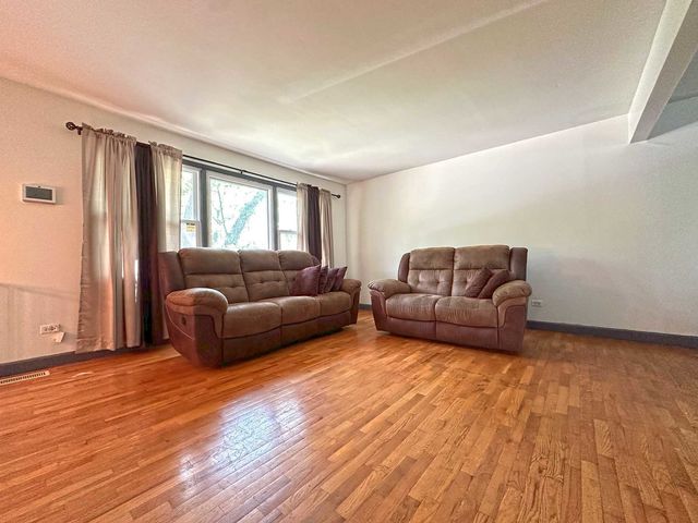 21729 Gailine Avenue, Sauk Village, IL 60411