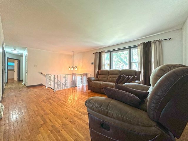 21729 Gailine Avenue, Sauk Village, IL 60411
