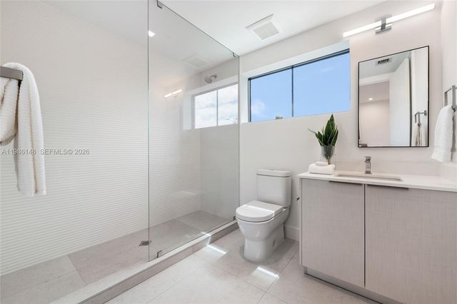 721 SW 11th Street A, Miami, FL 33129