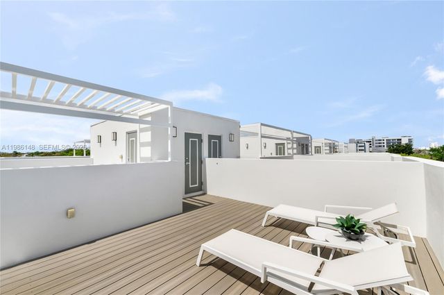 721 SW 11th Street A, Miami, FL 33129