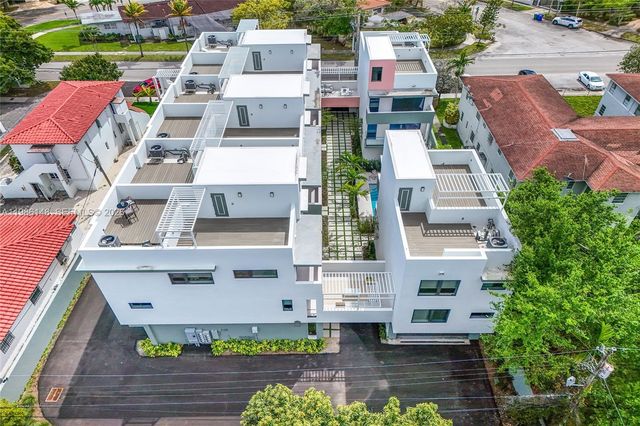 721 SW 11th Street A, Miami, FL 33129