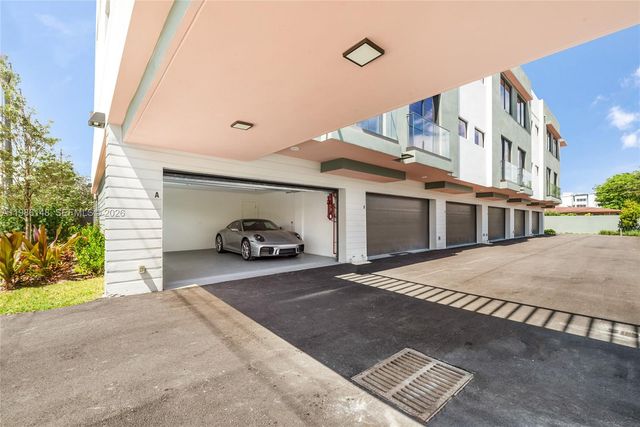 721 SW 11th Street A, Miami, FL 33129