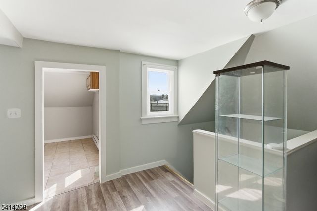 27 Jacques St, Elizabeth City, NJ 07201