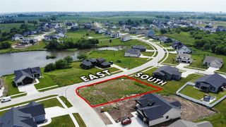 2203 Green Leaf Circle, Norwalk, IA 50211