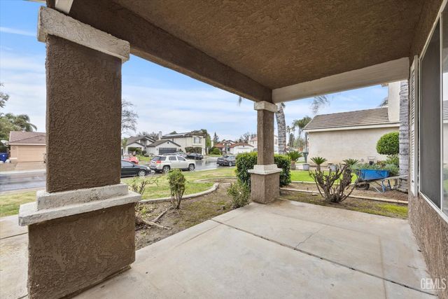 6115 Saint Croix Drive, Bakersfield, CA 93313