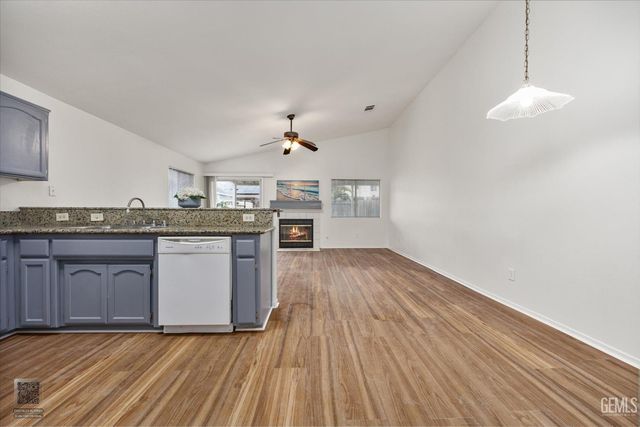 6115 Saint Croix Drive, Bakersfield, CA 93313