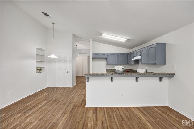 6115 Saint Croix Drive, Bakersfield, CA 93313