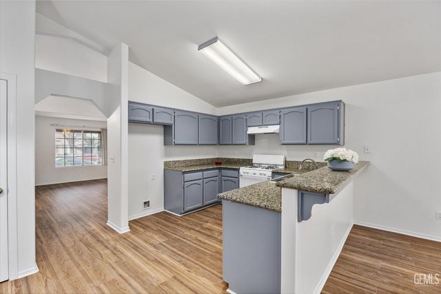 6115 Saint Croix Drive, Bakersfield, CA 93313