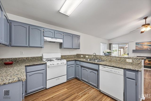 6115 Saint Croix Drive, Bakersfield, CA 93313