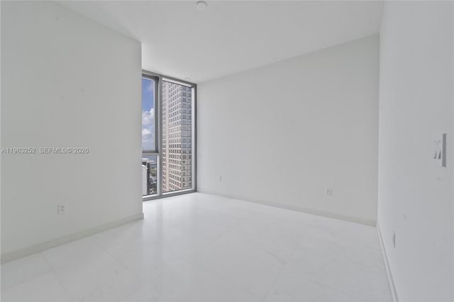 300 Biscayne Blvd Way 4404, Miami, FL 33131