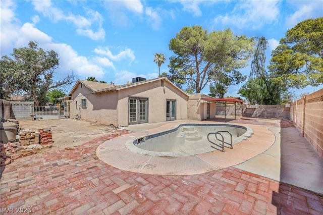 5380 Stirrup Street, Las Vegas, NV 89119
