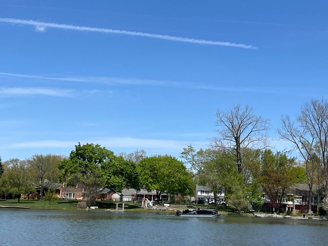 4912 Ashley Lane 84, Waterford Twp, MI 48329