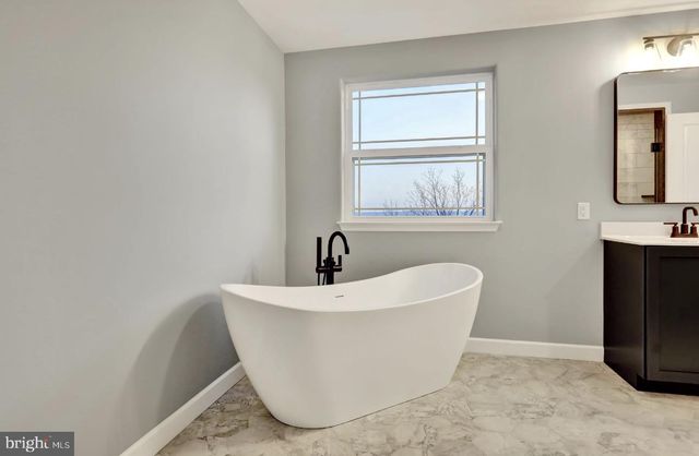 161 PORTIA BLVD, Kutztown, PA 19609