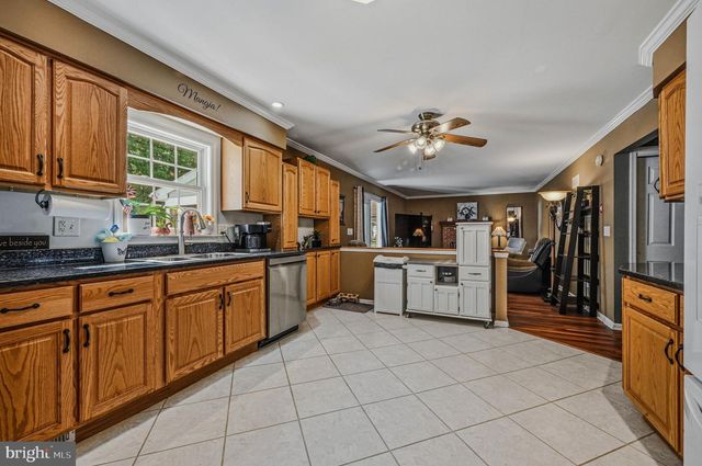 7 PEWTER CT, Dover, DE 19904