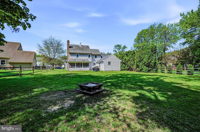 7 PEWTER CT, Dover, DE 19904