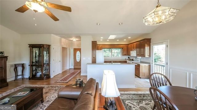 906 Ridgeview Drive, Jasper, GA 30143