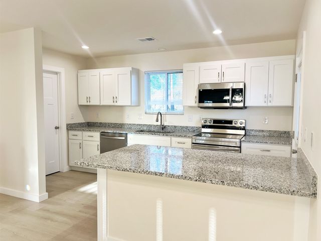 107 Everest Drive, Inman, SC 29349