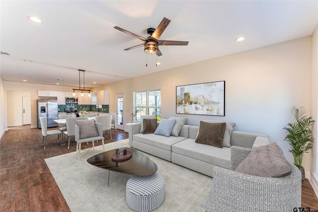 2380 Beverly Drive, Paris, TX 75460