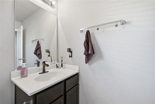 11825 NW 130th Street, Piedmont, OK 73078