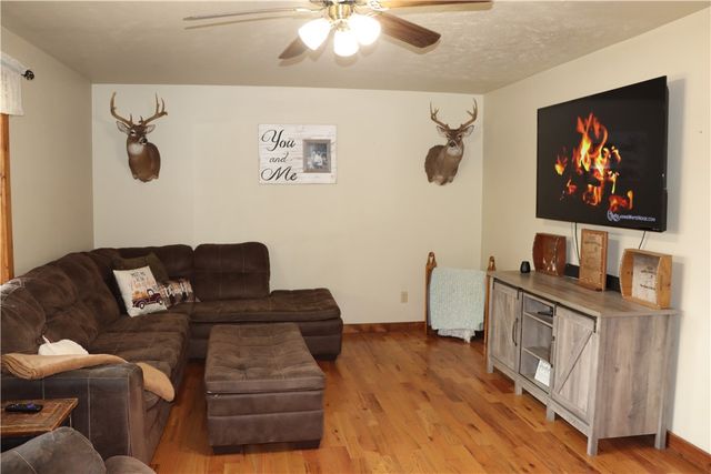 1961 Bailey Lane, Alpena, AR 72611