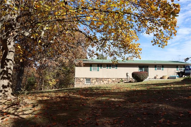 1961 Bailey Lane, Alpena, AR 72611