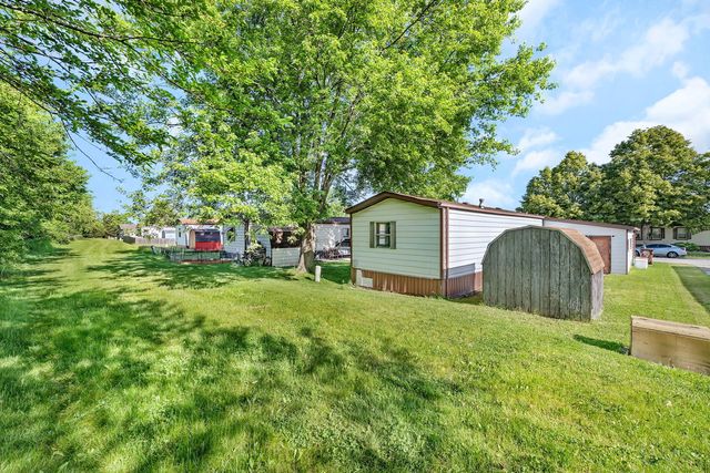 606 Tanglewood Road, Matteson, IL 60443